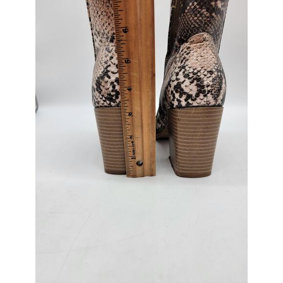 Pierre Dumas Snakeskin Chunky Heel Ankle Booties Boot Side Zip Square Toe Size 8 - Picture 4 of 11